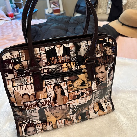Magazine purse